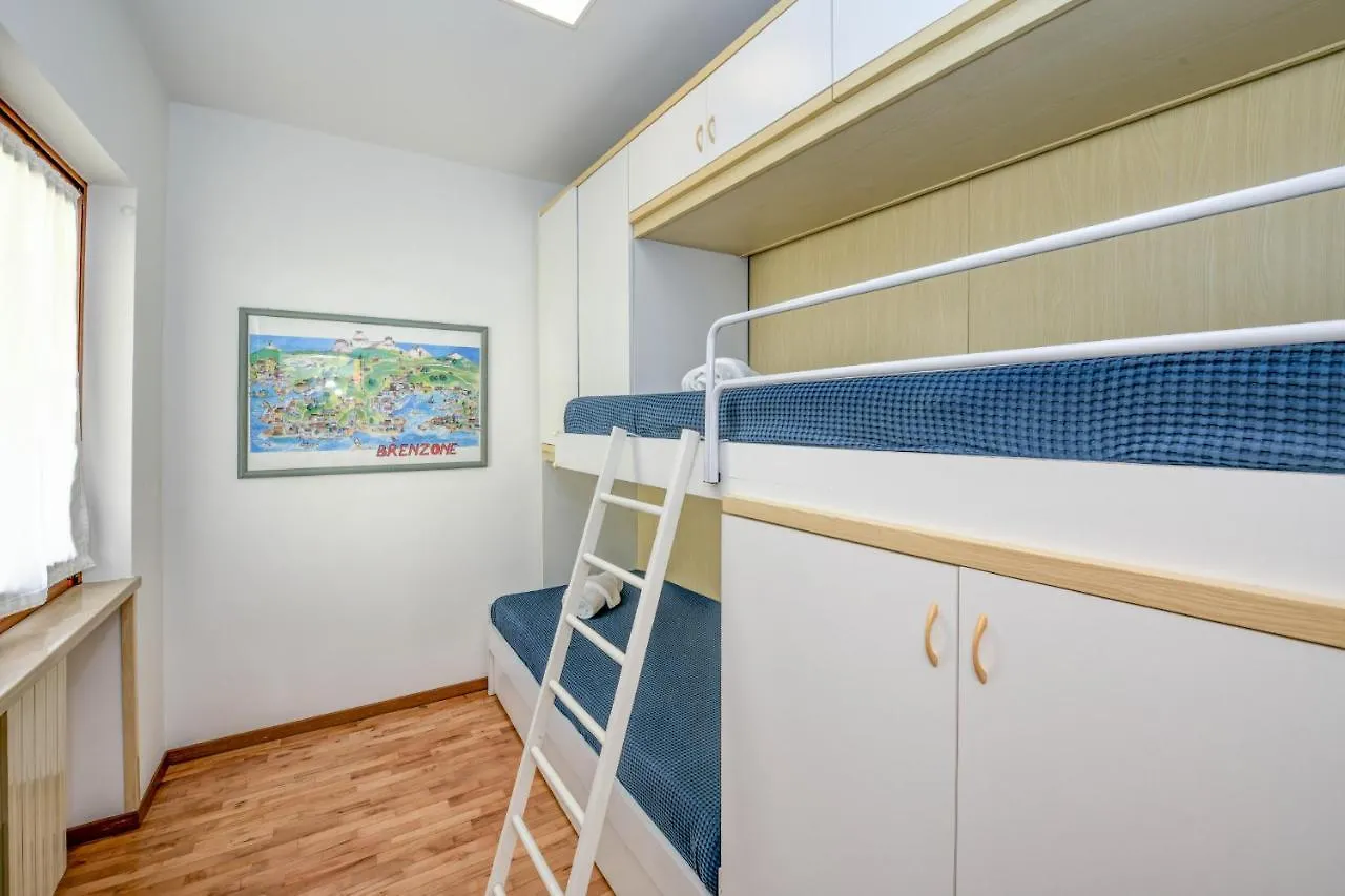 My Garda Family Apartment Brenzone 아센자디브렌조네