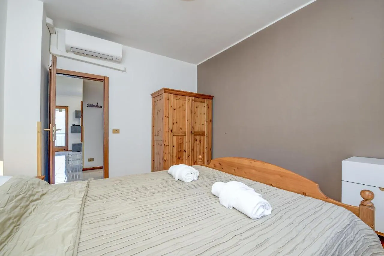 My Garda Family Apartment Brenzone 아센자디브렌조네 0*,